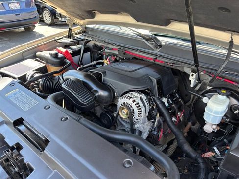 Used 2008 Chevrolet Avalanche LT w/ LT Preferred Equipment Group image 26