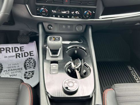New 2026 Nissan Rogue SV image 29