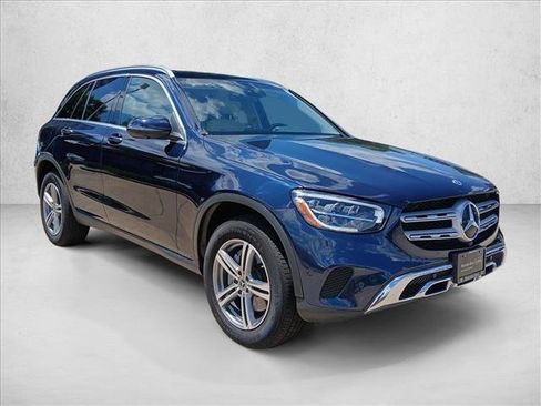 Certified 2022 Mercedes-Benz GLC 300 image 3