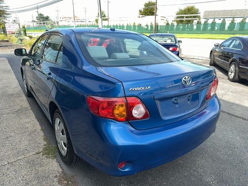 Used 2009 Toyota Corolla LE FWD image 3