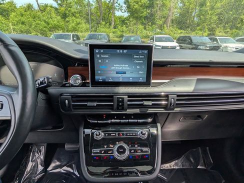 Used 2022 Lincoln Corsair Reserve w/ Elements Package image 19