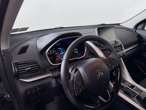 Used 2025 Mitsubishi Eclipse Cross SE AWD/4WD image 9