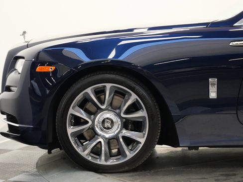 Used 2019 Rolls-Royce Wraith image 47