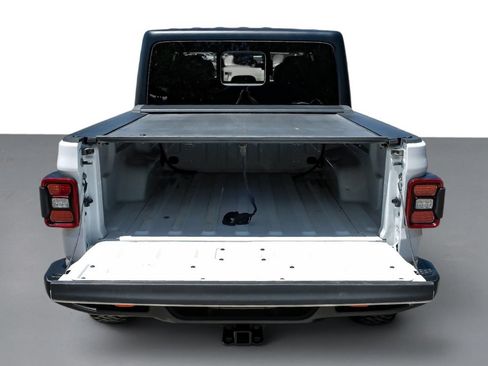 Used 2024 Jeep Gladiator Mojave w/ Convenience Group AWD/4WD image 58