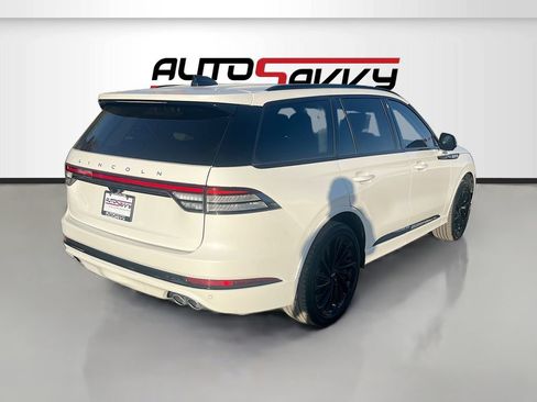 Used 2025 Lincoln Aviator Reserve w/ Jet Appearance Package AWD/4WD image 7