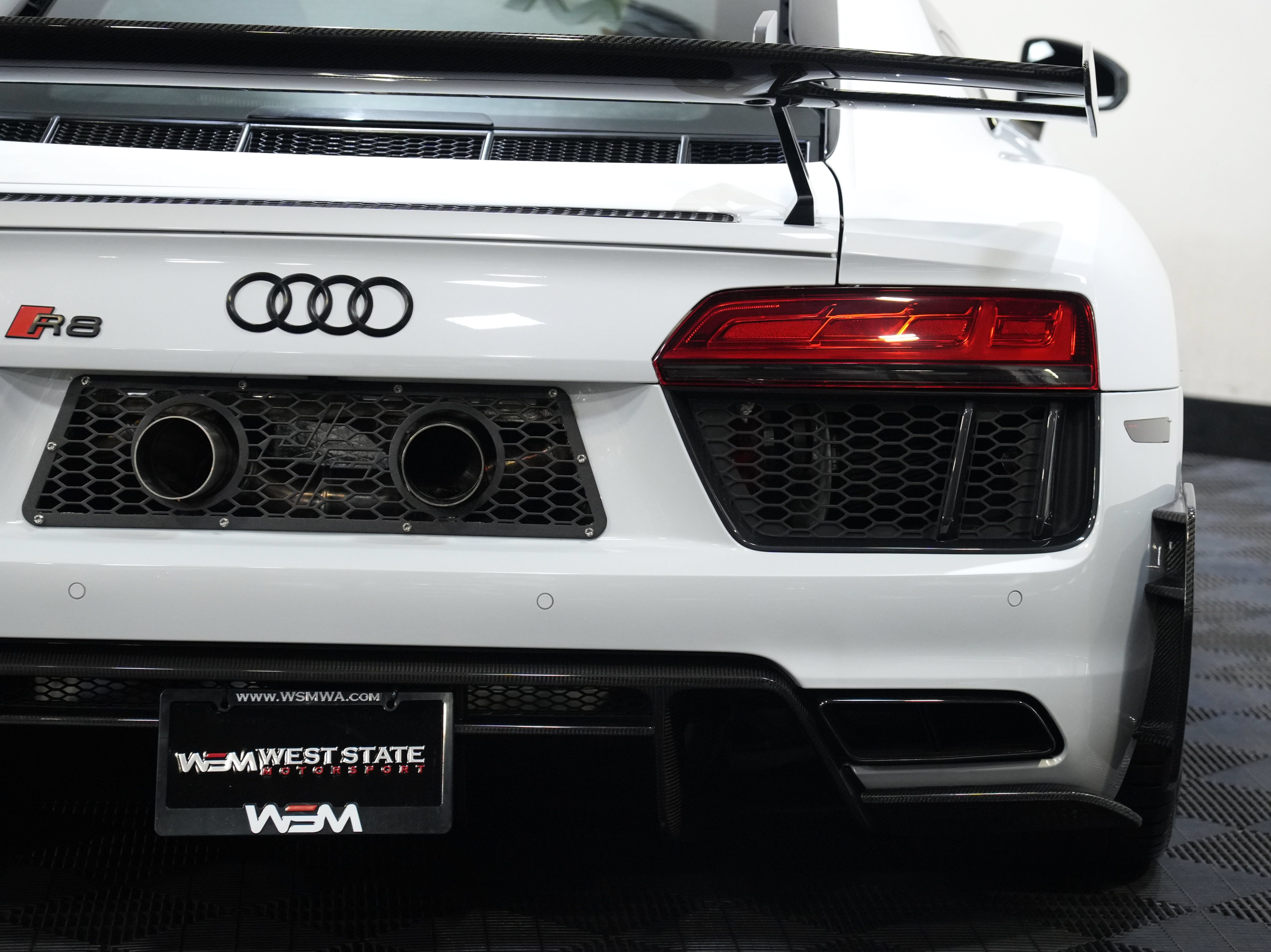 Used 2017 Audi R8 V10 plus AWD/4WD image 21
