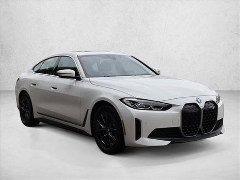 Used 2023 BMW i4 eDrive35 w/ Premium Package RWD image 4