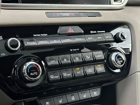 Used 2020 Kia Sportage EX w/ EX Technology Package image 29