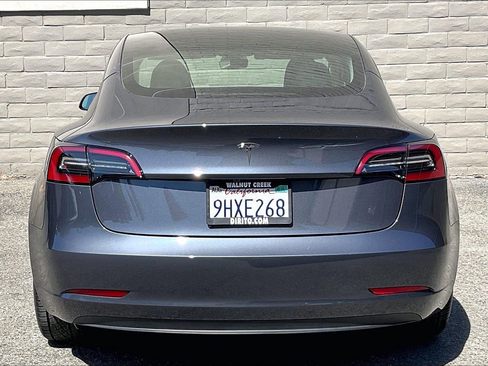 Used 2023 Tesla Model 3 Standard Range RWD image 3