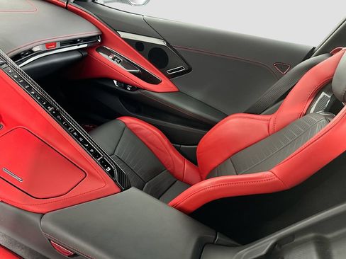 Used 2024 Chevrolet Corvette Stingray Preferred Conv w/ Z51 Performance Package RWD image 24