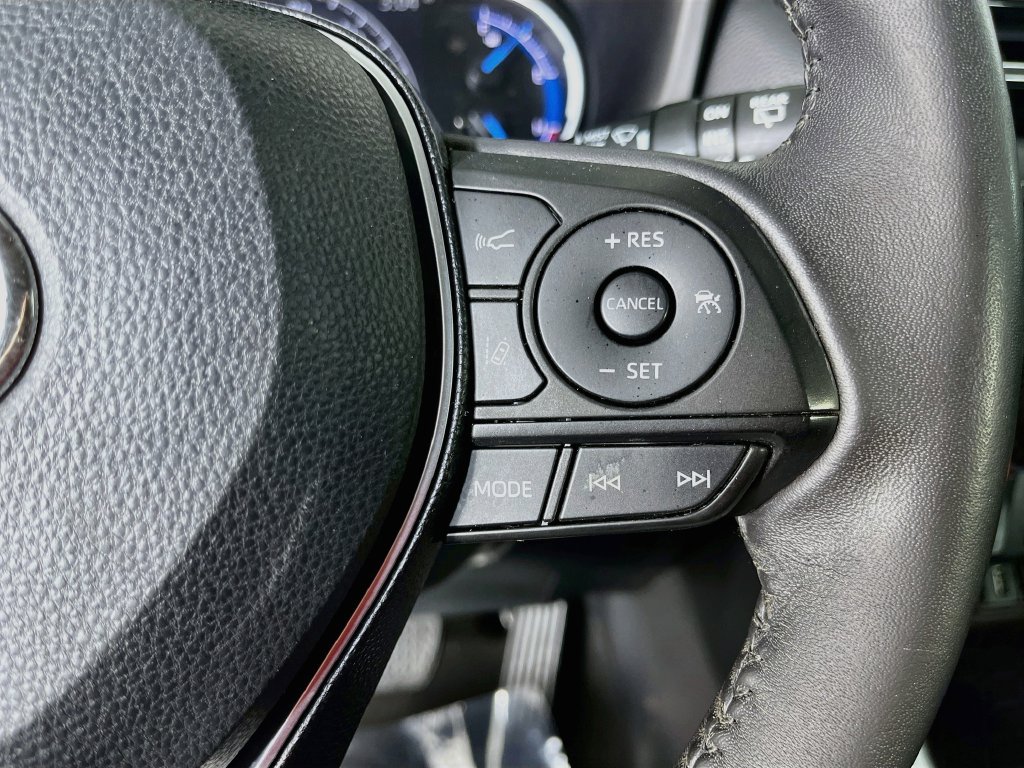 Used 2021 Toyota RAV4 Limited AWD/4WD image 14