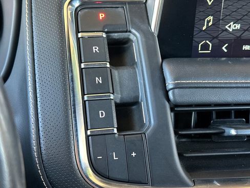 Certified 2022 GMC Yukon AT4 AWD/4WD image 23
