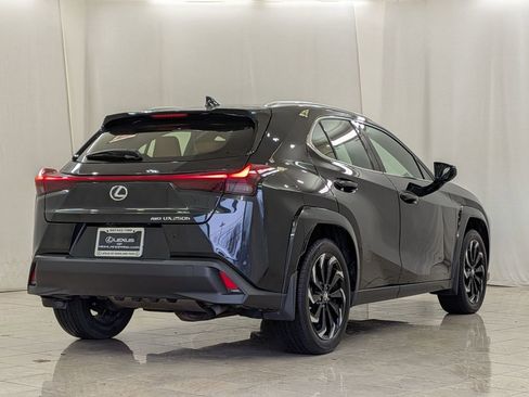 Used 2023 Lexus UX 250h AWD w/ Premium Package image 9