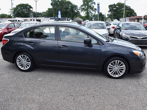 Used 2014 Subaru Impreza 2.0i Premium AWD/4WD image 7