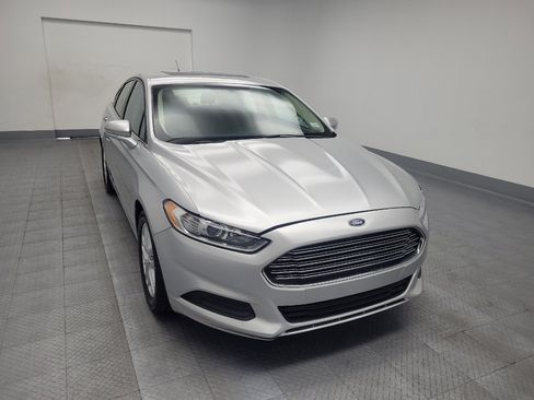 Used 2016 Ford Fusion SE FWD image 14