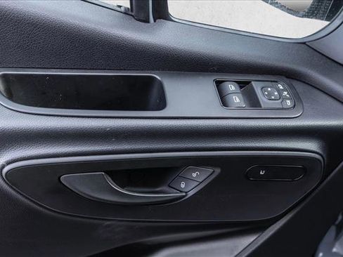 Used 2025 Mercedes-Benz Sprinter 2500 image 12