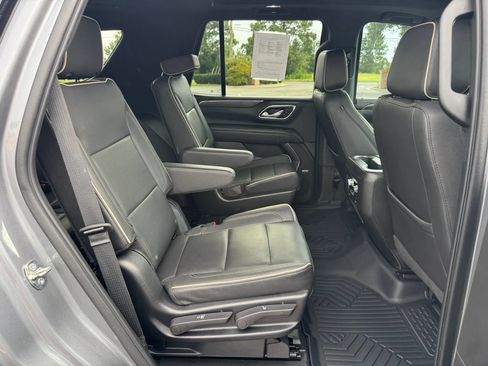 Used 2022 GMC Yukon SLT w/ SLT Premium Package AWD/4WD image 21