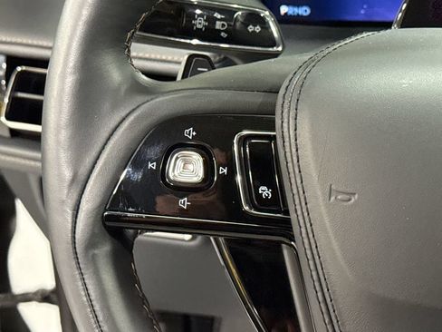 Used 2026 Lincoln Aviator AWD w/ Jet Appearance Package image 12