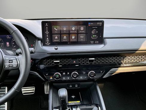 Used 2025 Honda Accord Sport image 12