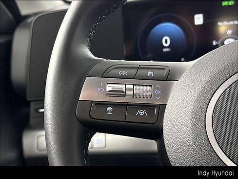 Certified 2025 Hyundai Kona SEL image 32