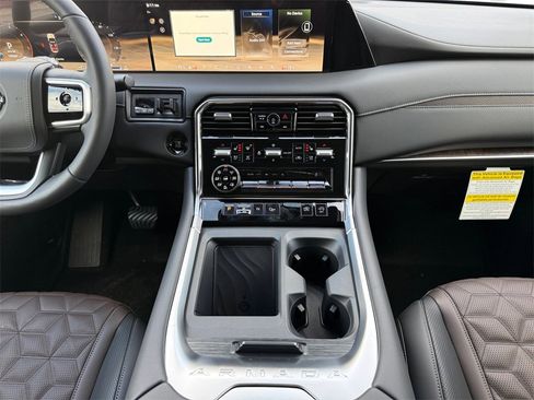 New 2026 Nissan Armada Platinum Reserve image 11