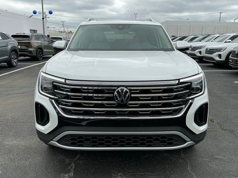 Certified 2025 Volkswagen Atlas SEL AWD/4WD image 8