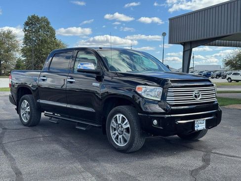 Used 2017 Toyota Tundra image 1