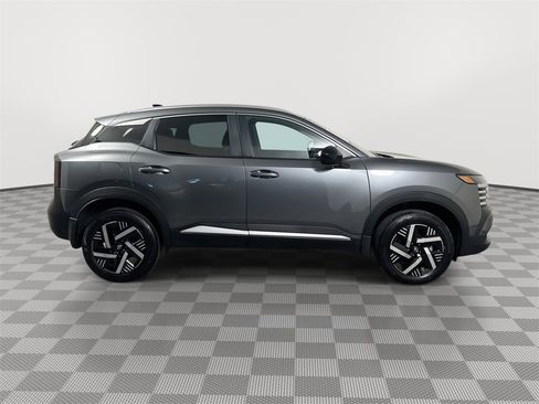 New 2026 Nissan Kicks SV image 9