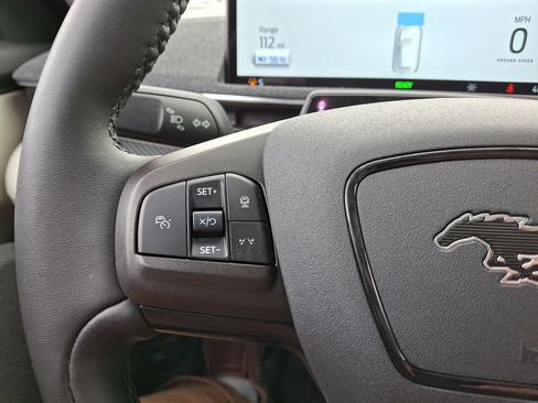 Used 2022 Ford Mustang Mach-E Premium image 21