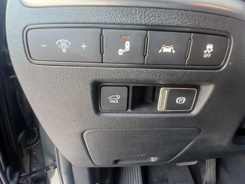 Used 2022 Hyundai Palisade Limited FWD image 27