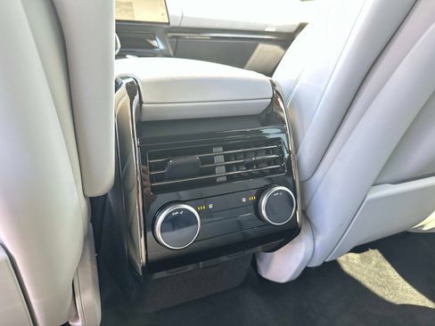 New 2026 Land Rover Range Rover Sport SE image 16