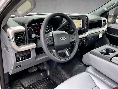 New 2026 Ford F250 XL image 5