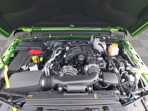 New 2025 Jeep Gladiator Sport image 19