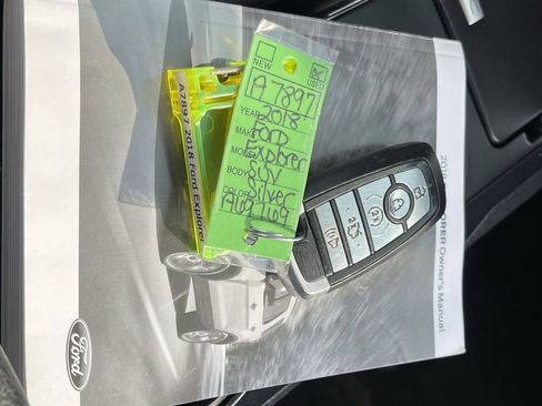 Used 2018 Ford Explorer Limited image 30