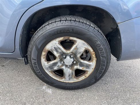 Used 2007 Toyota RAV4 4WD image 10