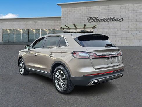 Used 2019 Lincoln Nautilus Select image 6