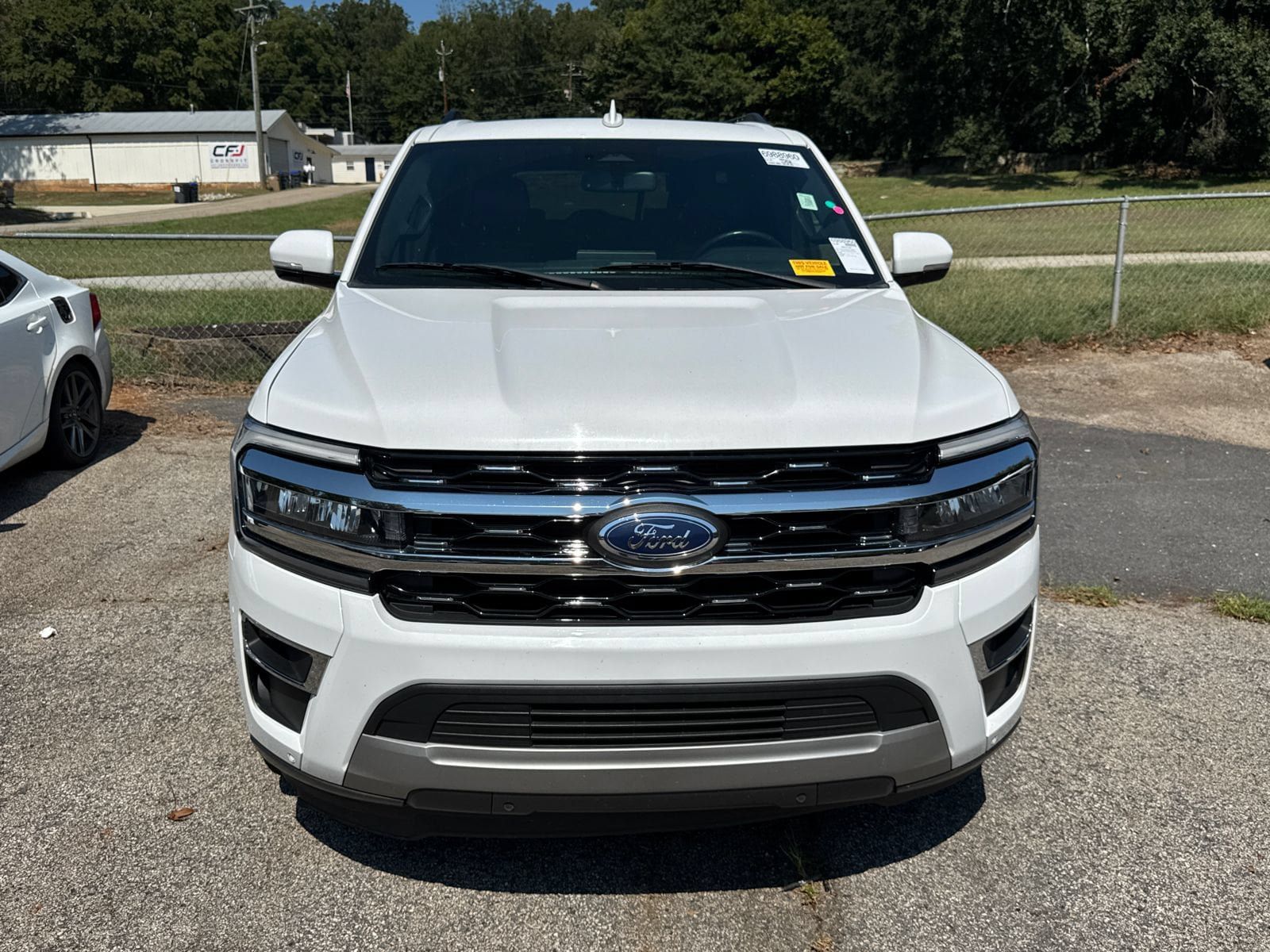 Used 2024 Ford Expedition Max Limited RWD image 2