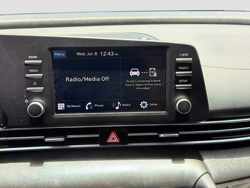 Used 2025 Hyundai Elantra SE w/ Cargo Package FWD image 14