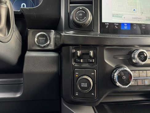 New 2026 Ford F250 Lariat w/ Black Appearance Package AWD/4WD image 49