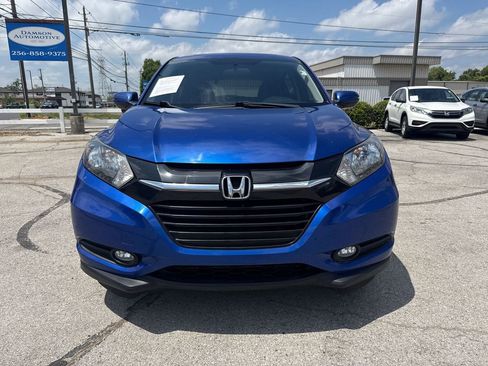 Used 2018 Honda HR-V EX image 8