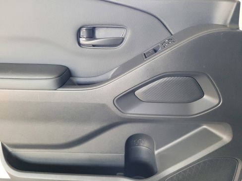 Certified 2024 Nissan Frontier S w/ Technology Package image 17