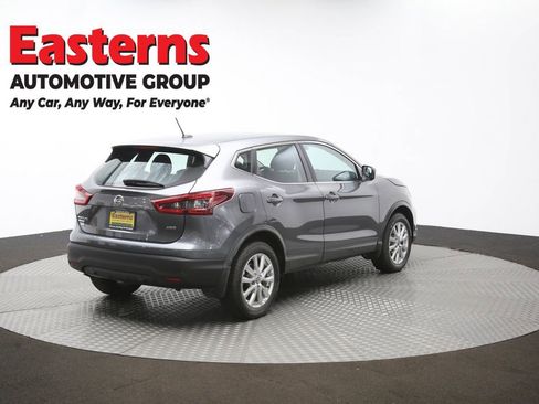 Used 2021 Nissan Rogue Sport S image 39