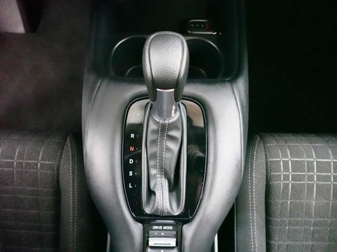 Used 2024 Honda HR-V LX image 22