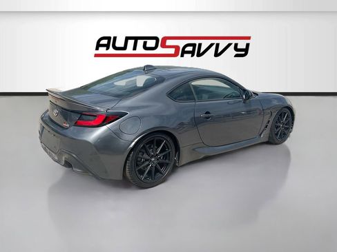 Used 2024 Toyota GR86 Premium RWD image 7