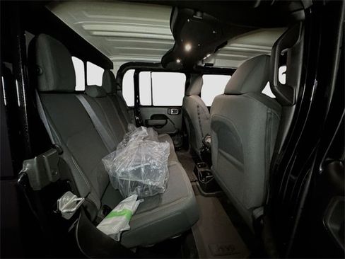 New 2026 Jeep Gladiator Sport image 30