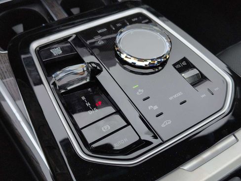 New 2026 BMW 740i xDrive image 34