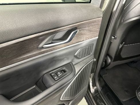 Certified 2023 Jeep Grand Cherokee 4WD 4xe image 13