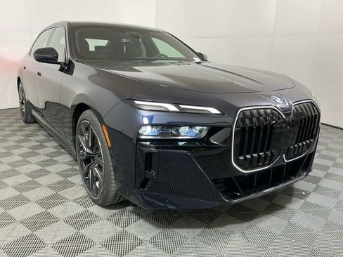 New 2026 BMW i7 eDrive50 w/ M Sport Package image 4