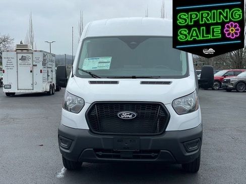 New 2026 Ford Transit 250 148 Medium Roof w/ Load Area Protection Package image 9