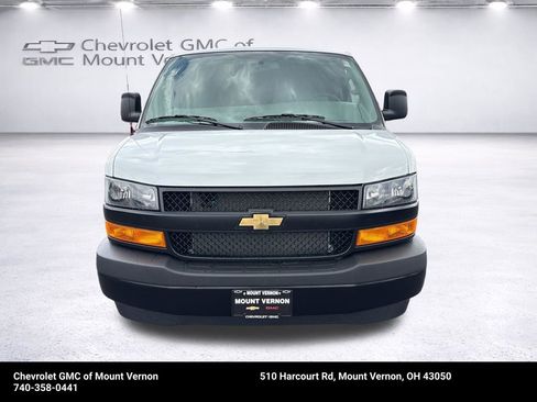 New 2026 Chevrolet Express 2500 Extended w/ Driver Convenience Package RWD image 9